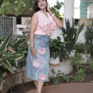 Pink Floral Appliqué V-Neck Top